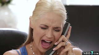 Besar nak sangat adakan cougar stepmothers liar sialan dengan dia perv anak tiri