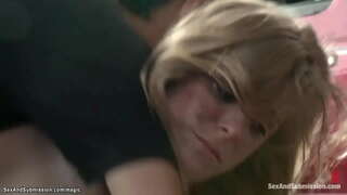 Â�クシーピースバンドリパックス社を訪問は狂ったメカニックトミー-ピストル彼女達セラピストがoverpowers、fucks巨大なコック全店舗