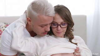 TeenMegaWorld-肛門-天使